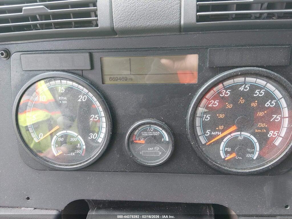 1FUJGLDVXFLGM6432 2015 FREIGHTLINER CASCADIA 125 photo no. 5