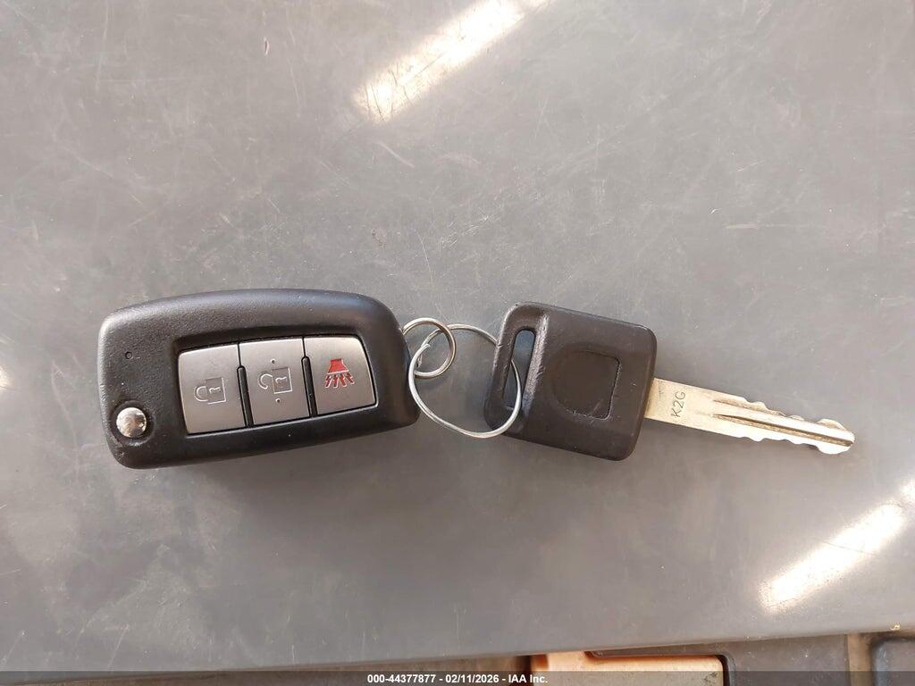 JN8AT2MT8HW130147 2017 NISSAN ROGUE photo no. 11