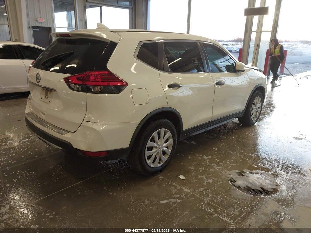 JN8AT2MT8HW130147 2017 NISSAN ROGUE photo no. 4