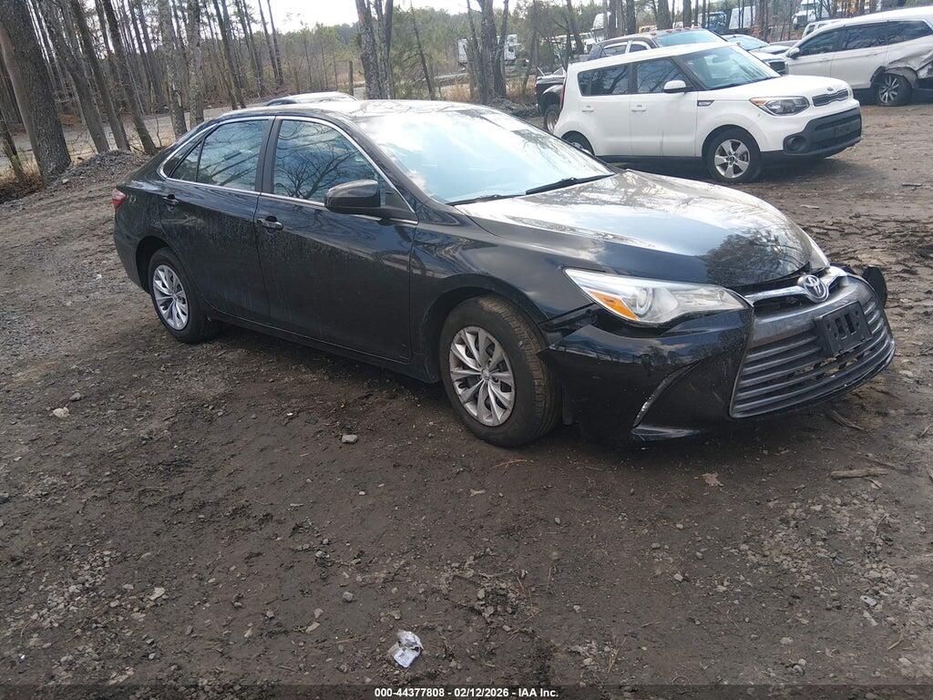 4T1BF1FK4HU815081 2017 TOYOTA CAMRY photo no. 1