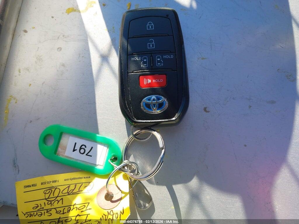 5TDKRKEC7RS190791 2024 TOYOTA SIENNA photo no. 11