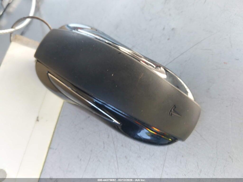 5YJXCAE20LF243934 2020 TESLA MODEL X photo no. 11