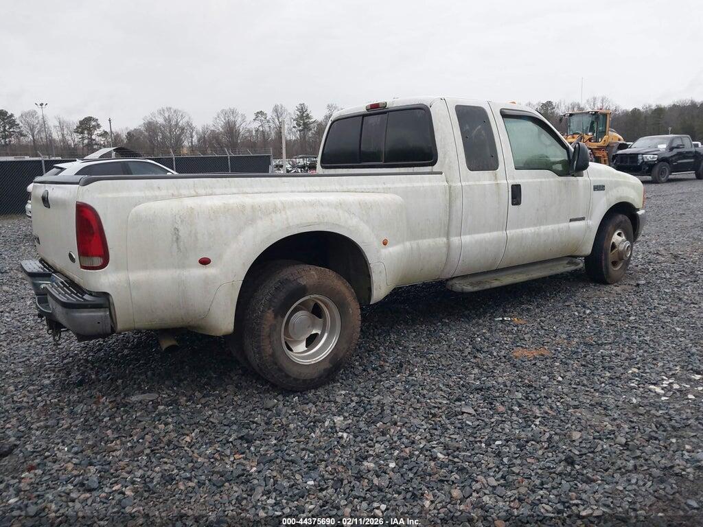 1FTWX32F9YEE46817 2000 FORD F-350 photo no. 4