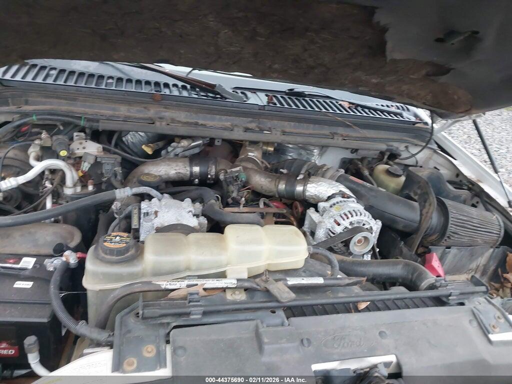 1FTWX32F9YEE46817 2000 FORD F-350 photo no. 9