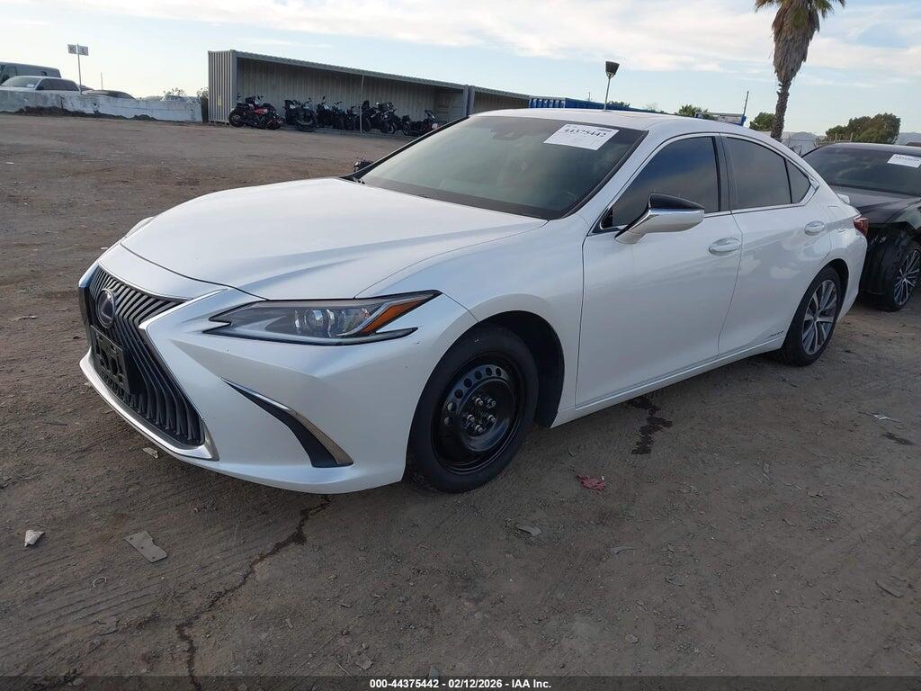 58ACA1C17MU010211 2021 LEXUS ES 300H photo no. 2