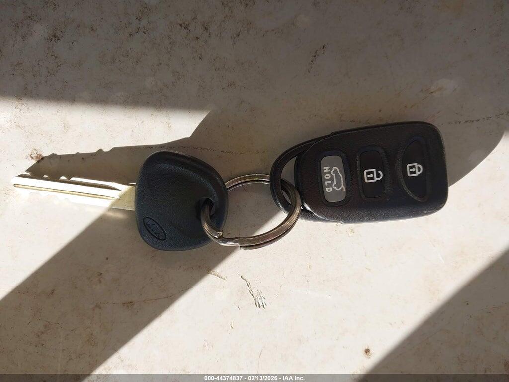 KNAFU5A21C5551845 2012 KIA FORTE photo no. 11