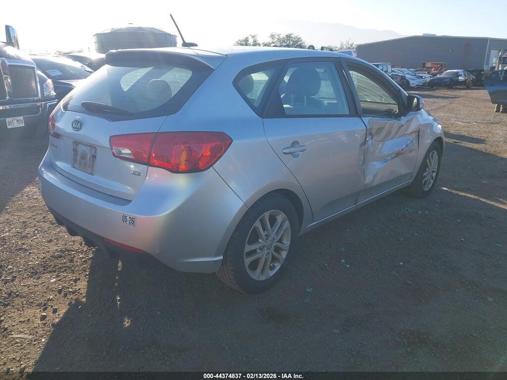 KNAFU5A21C5551845 2012 KIA FORTE photo no. 4