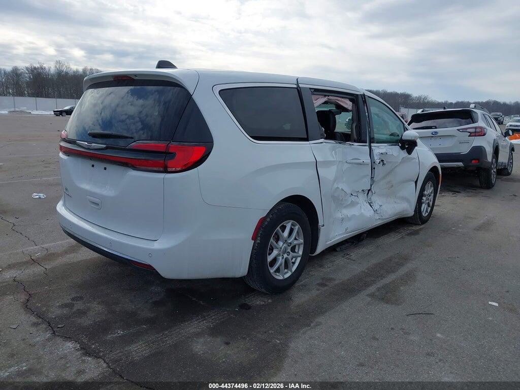 2C4RC1BG6PR532965 2023 CHRYSLER PACIFICA photo no. 4