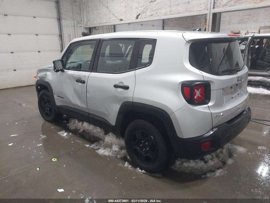 ZACNJDAB2MPN19977 2021 JEEP RENEGADE photo no. 3