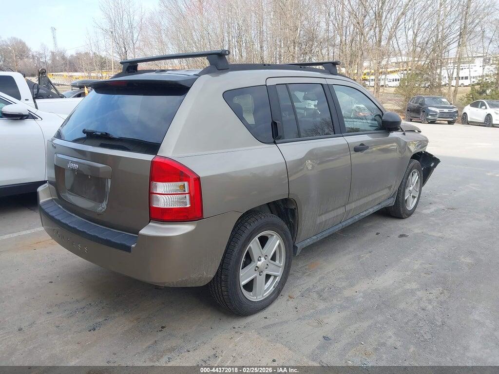 1J8FT47W07D180756 2007 JEEP COMPASS photo no. 4