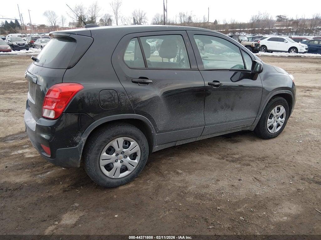 3GNCJKSB0JL415609 2018 CHEVROLET TRAX photo no. 4