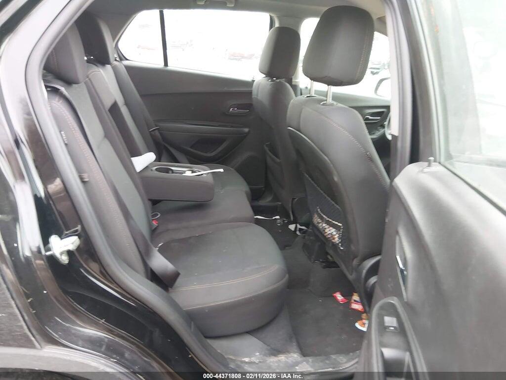 3GNCJKSB0JL415609 2018 CHEVROLET TRAX photo no. 8