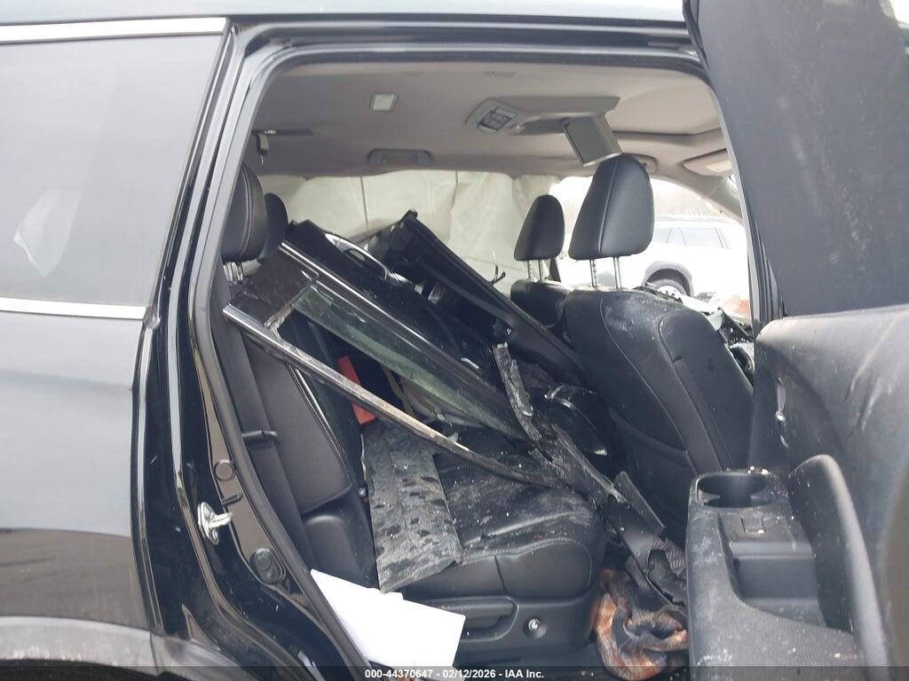 5FNYF6H91HB010279 2017 HONDA PILOT photo no. 8