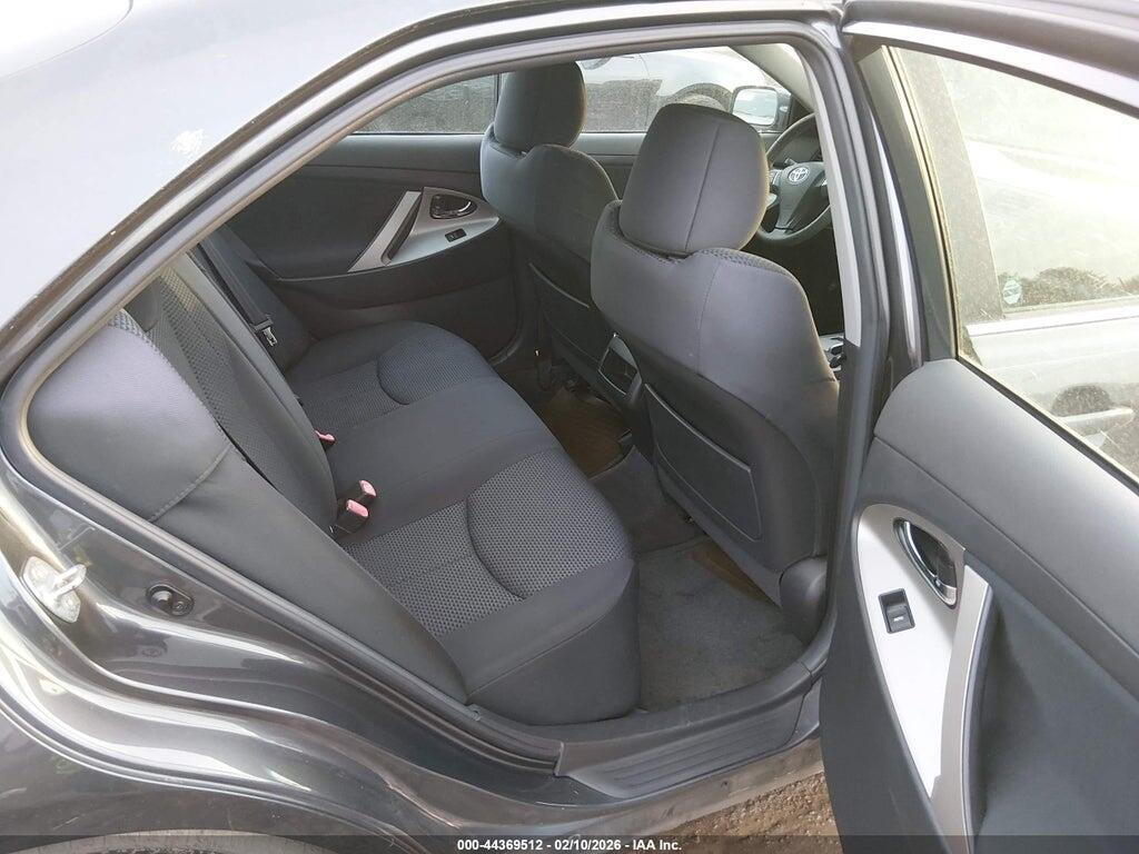 4T1BF3EK2BU135720 2011 TOYOTA CAMRY photo no. 8