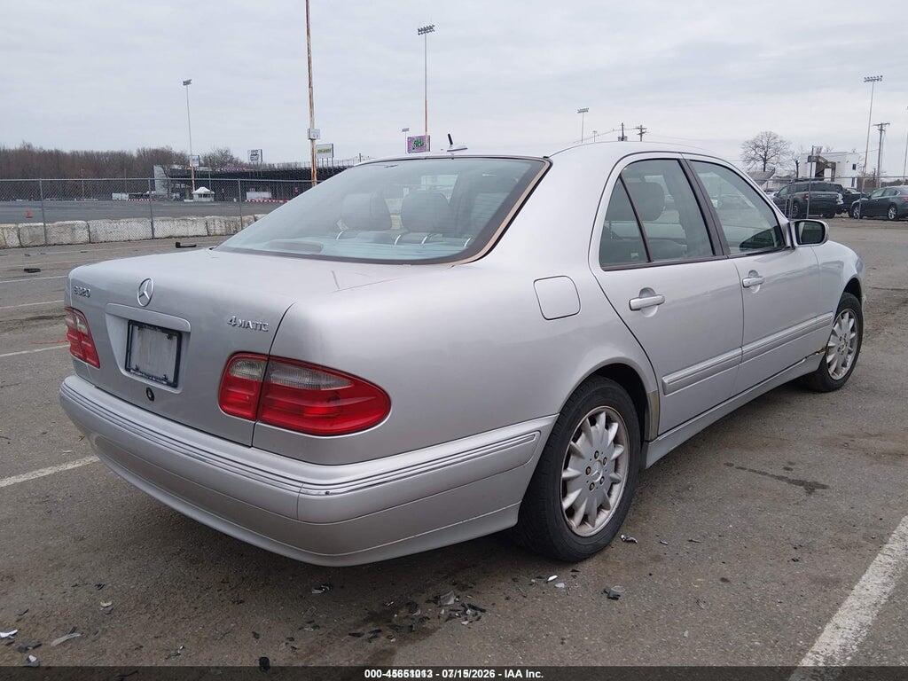 WDBJF82J81X060591 2001 MERCEDES-BENZ E 320 photo no. 4