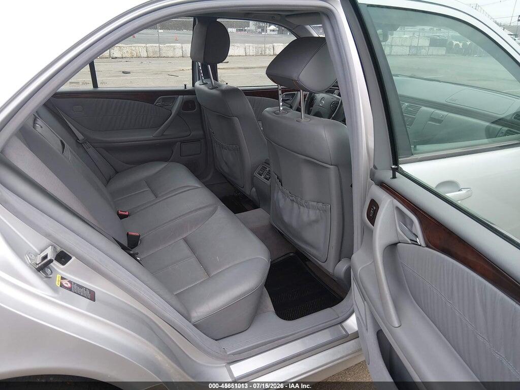 WDBJF82J81X060591 2001 MERCEDES-BENZ E 320 photo no. 8