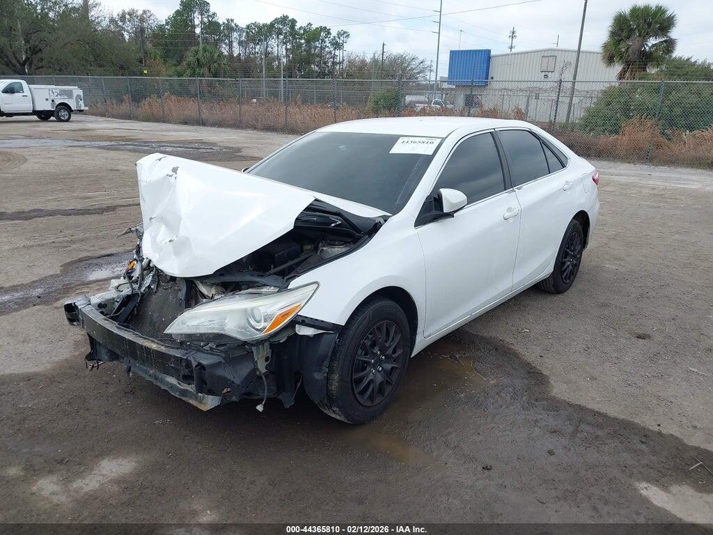 4T4BF1FK8GR571942 2016 TOYOTA CAMRY photo no. 2