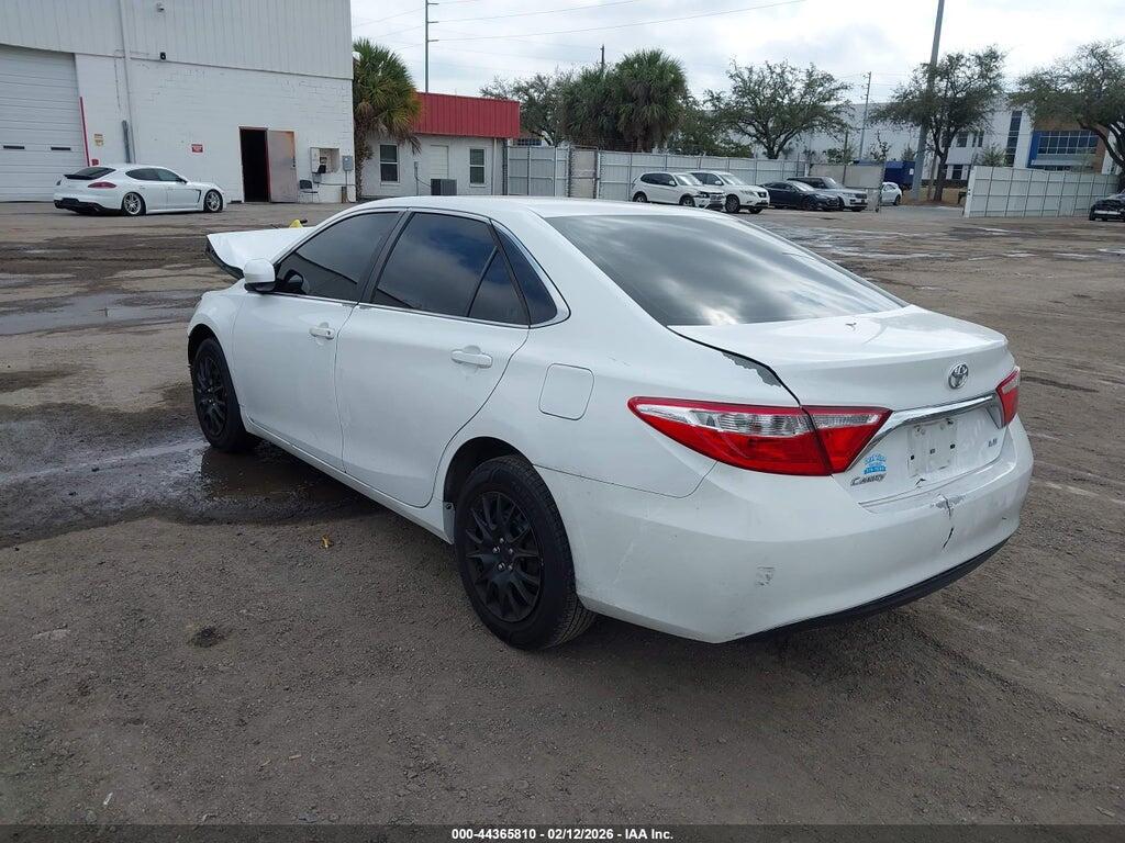4T4BF1FK8GR571942 2016 TOYOTA CAMRY photo no. 3