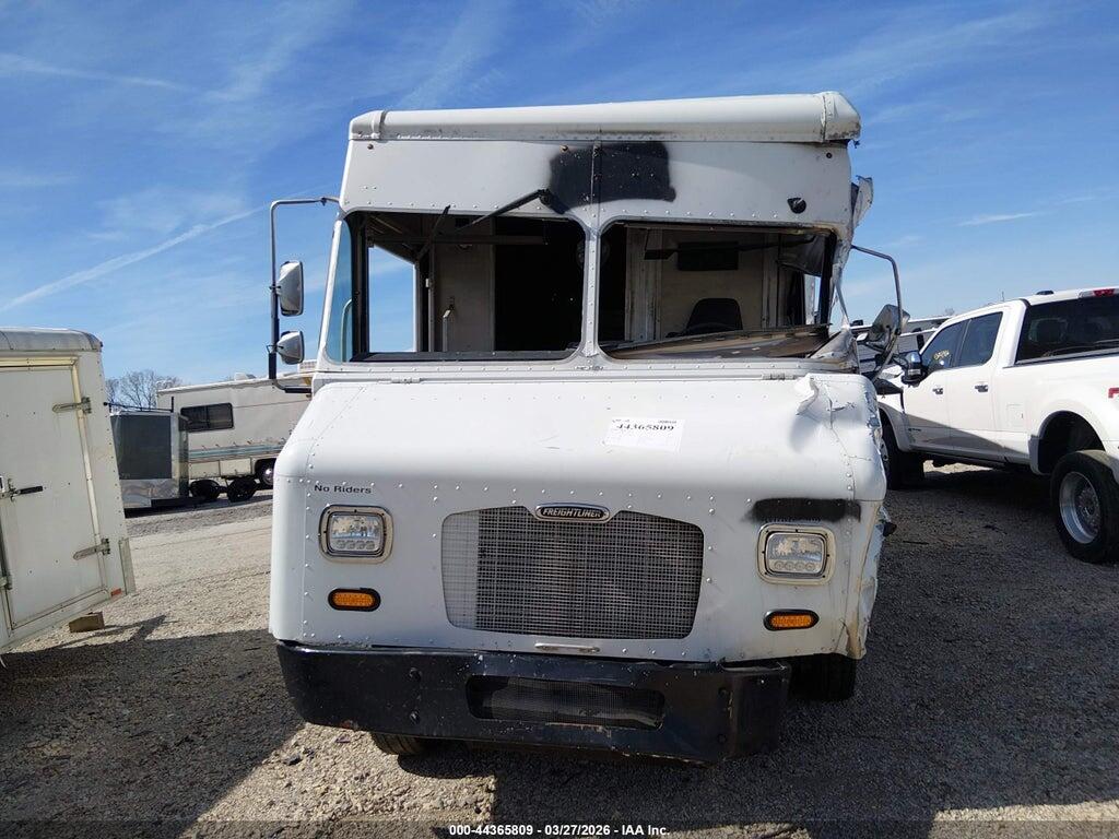 4UZAEGDV3GCHM3098 2016 FREIGHTLINER CHASSIS photo no. 11