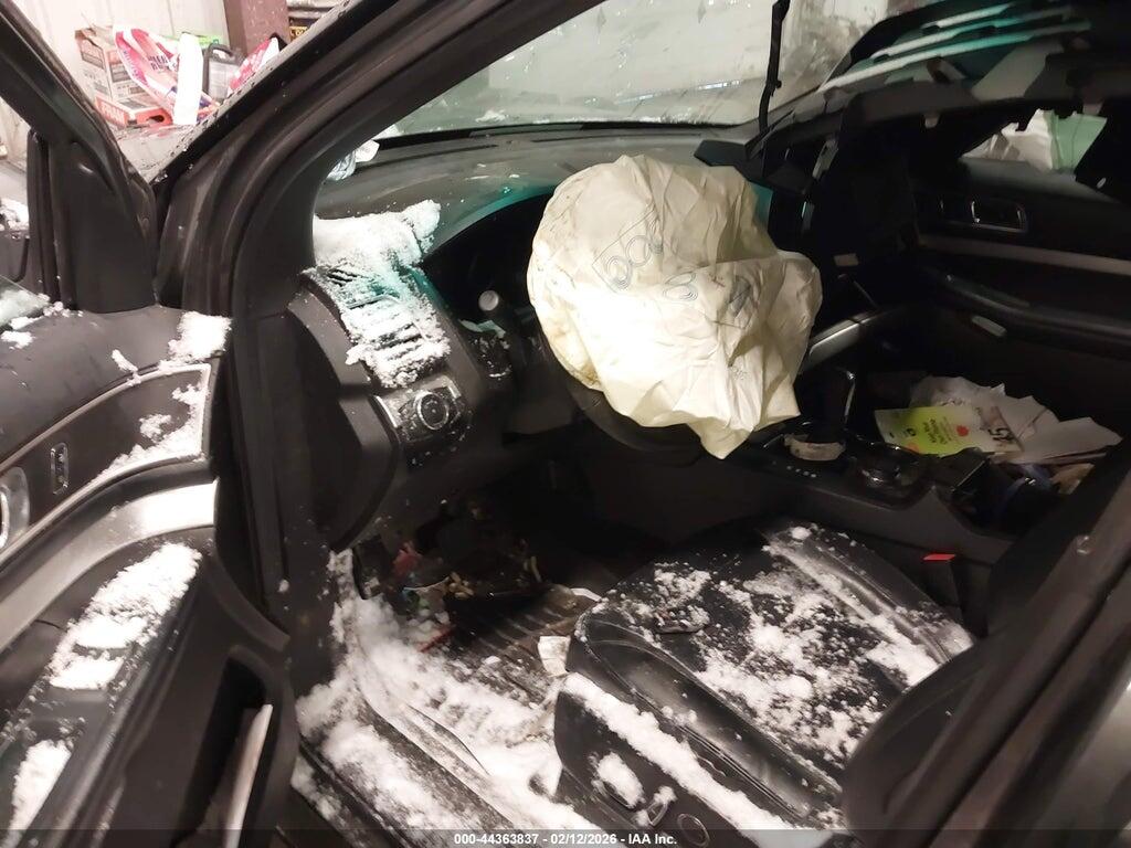 1FM5K8D82GGA16762 2016 FORD EXPLORER photo no. 5
