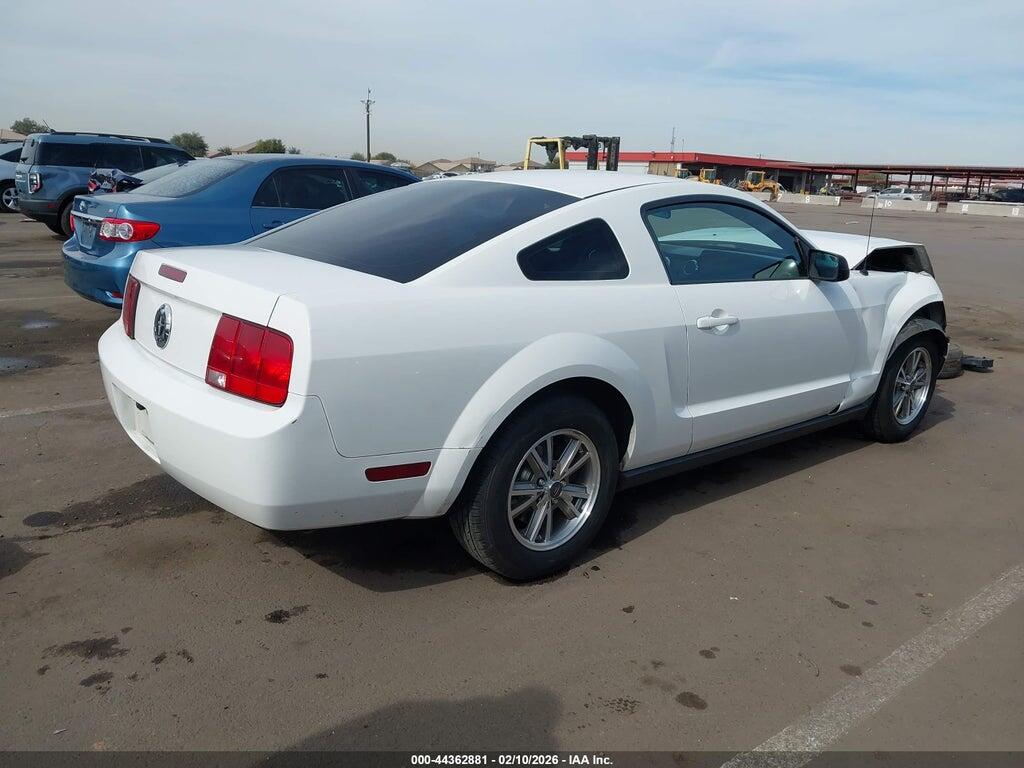 1ZVFT80N555130293 2005 FORD MUSTANG photo no. 4