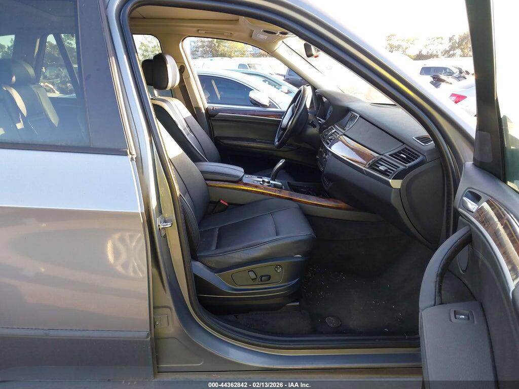 5UXFE43568L005755 2008 BMW X5 photo no. 5