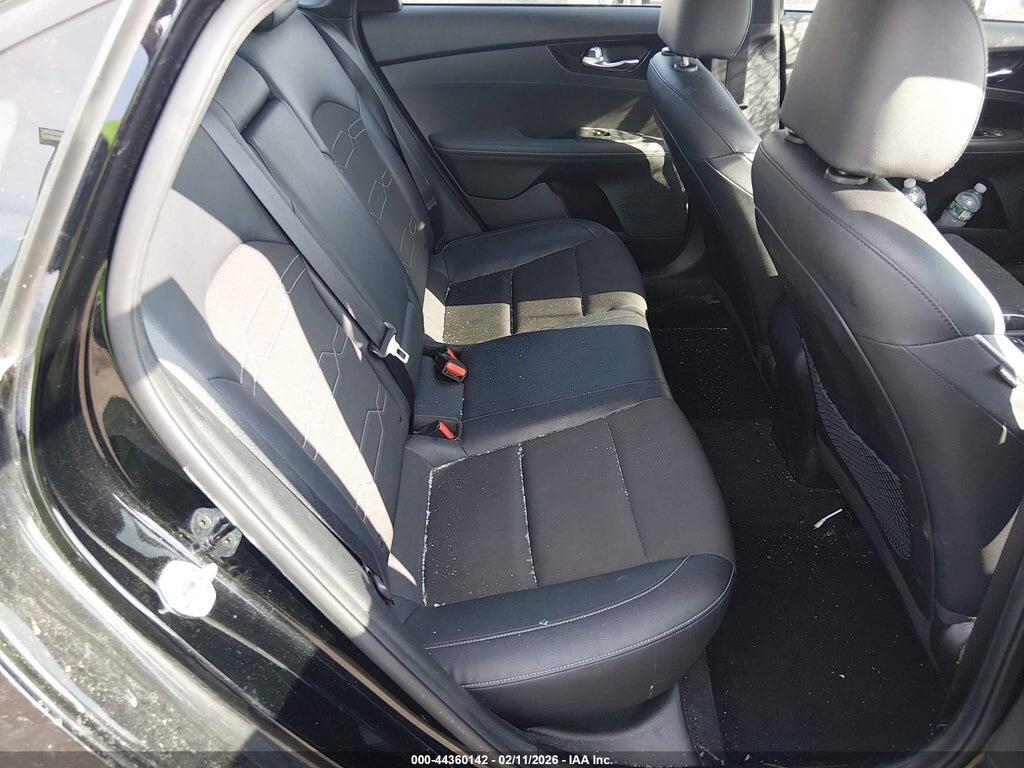 3KPF54AD3PE569396 2023 KIA FORTE photo no. 8