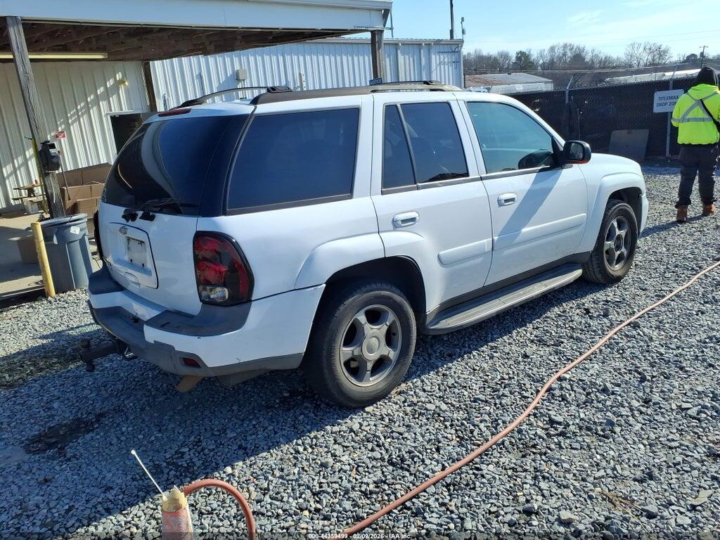 1GNDS13S852139391 2005 CHEVROLET TRAILBLAZER photo no. 4