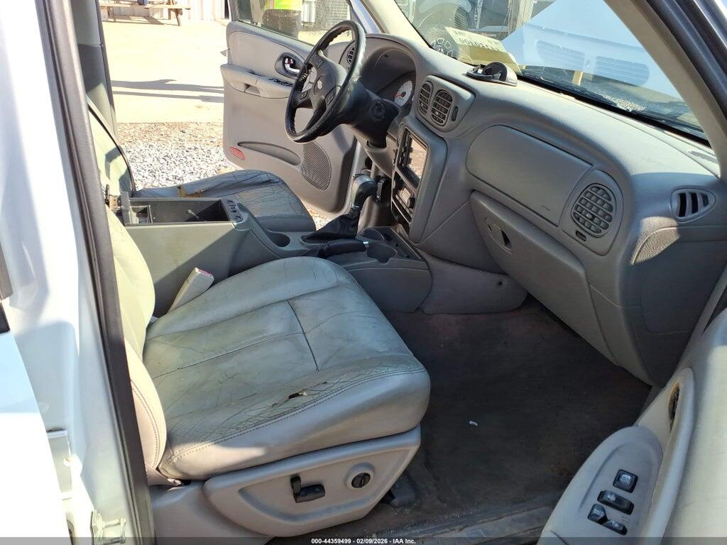 1GNDS13S852139391 2005 CHEVROLET TRAILBLAZER photo no. 5