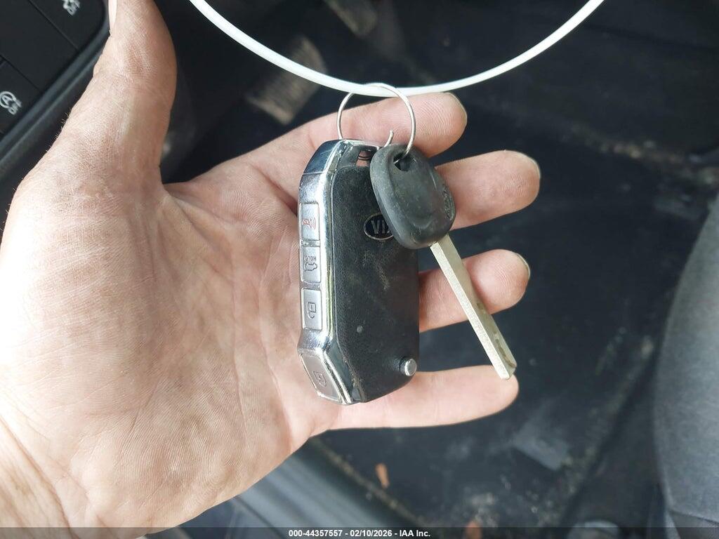 KNDJ23AU2M7145913 2021 KIA SOUL photo no. 11