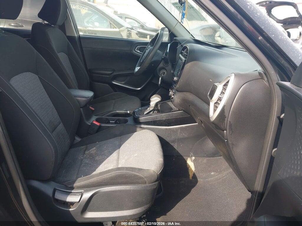 KNDJ23AU2M7145913 2021 KIA SOUL photo no. 5