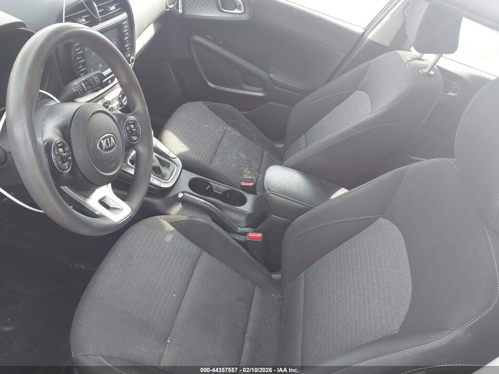 KNDJ23AU2M7145913 2021 KIA SOUL photo no. 6