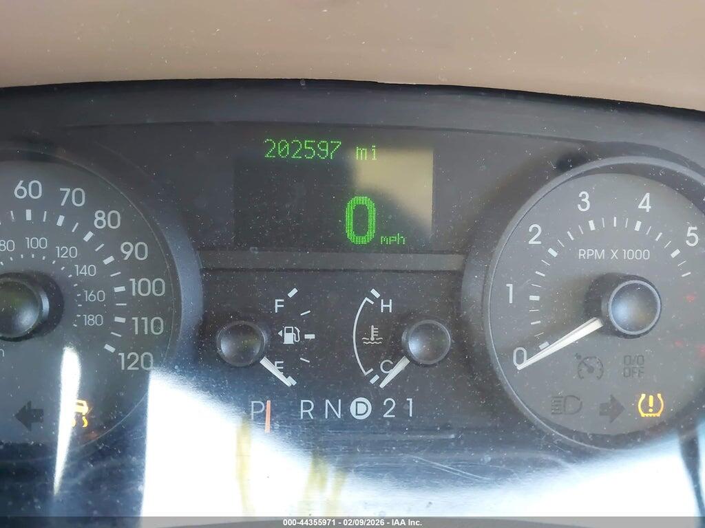 2MEHM75V79X624525 2009 MERCURY GRAND MARQUIS photo no. 7