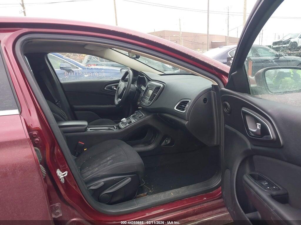 1C3CCCAB7FN713919 2015 CHRYSLER 200 photo no. 5