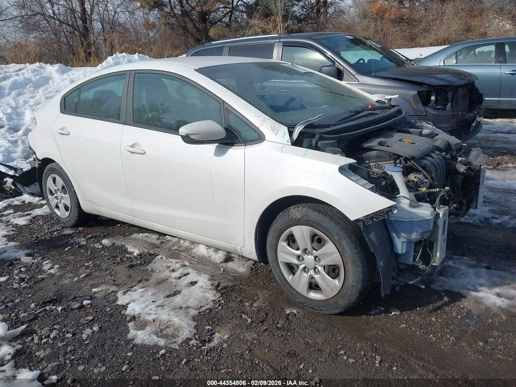 3KPFL4A75HE100344 2017 KIA FORTE photo no. 1