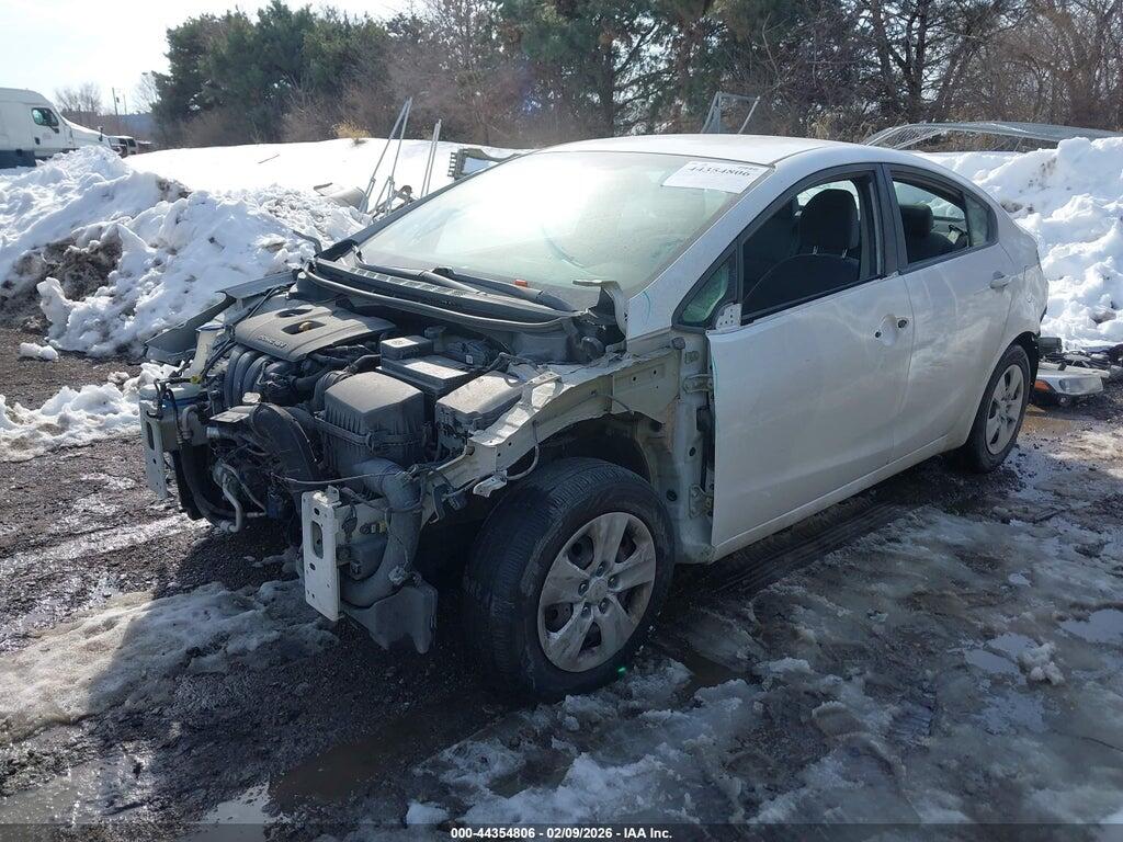 3KPFL4A75HE100344 2017 KIA FORTE photo no. 2