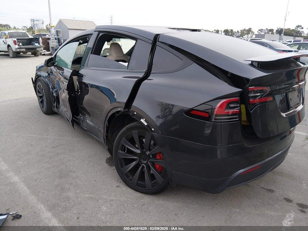 7SAXCBE64SF470991 2025 TESLA MODEL X photo no. 3