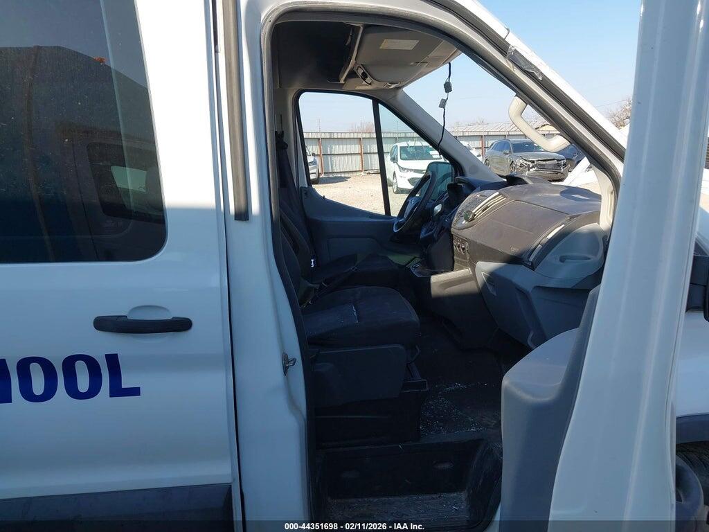 1FBAX2CG2HKB14932 2017 FORD TRANSIT-350 photo no. 5