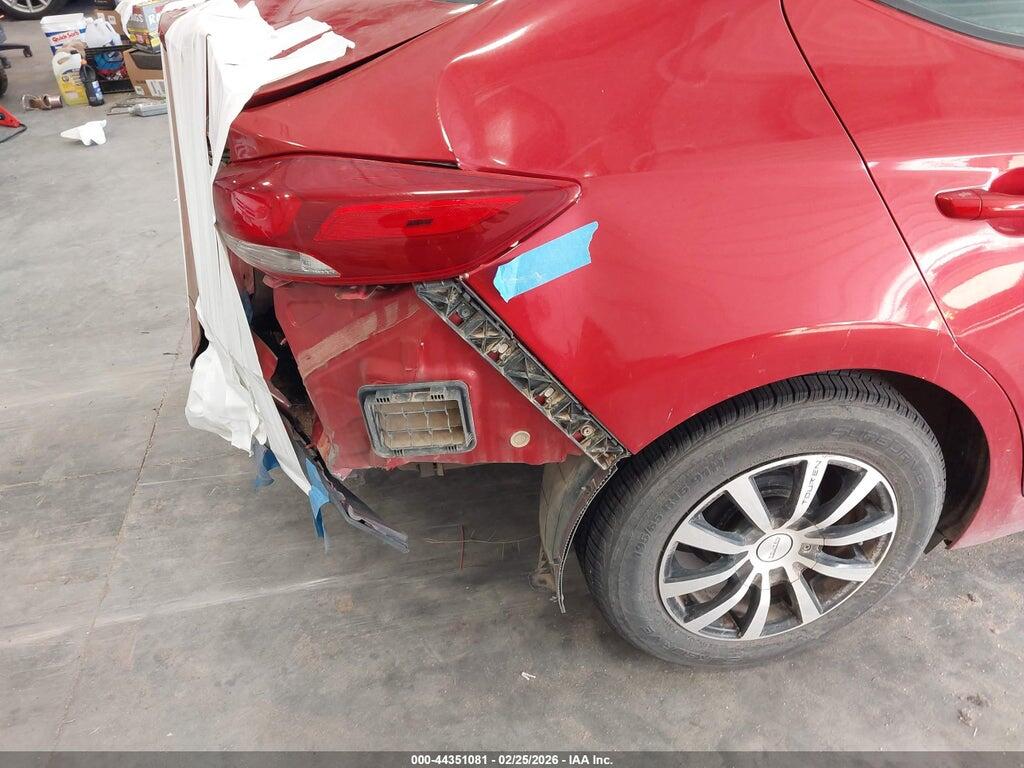 5NPD74LF5JH357375 2018 HYUNDAI ELANTRA photo no. 12
