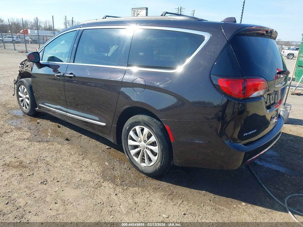 2C4RC1BGXHR667416 2017 CHRYSLER PACIFICA photo no. 3