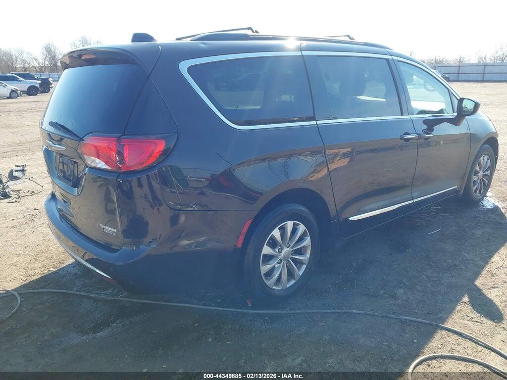 2C4RC1BGXHR667416 2017 CHRYSLER PACIFICA photo no. 4