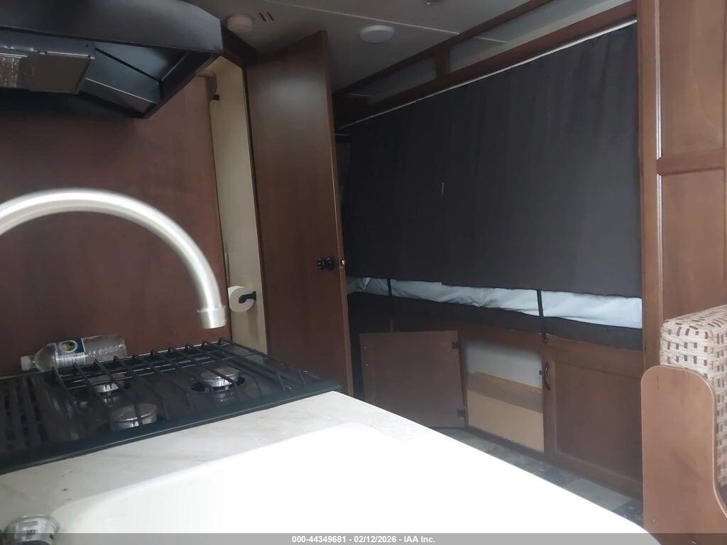 1UJBTH9J7F1JD0057 2015 JAYCO JAYFEATHER photo no. 8