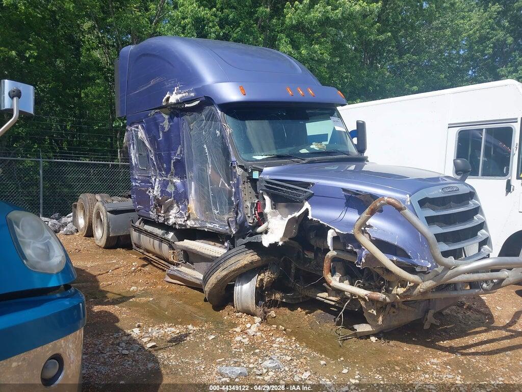 1FUJHHDR2LLLY6212 2020 FREIGHTLINER NEW CASCADIA 126 photo no. 1