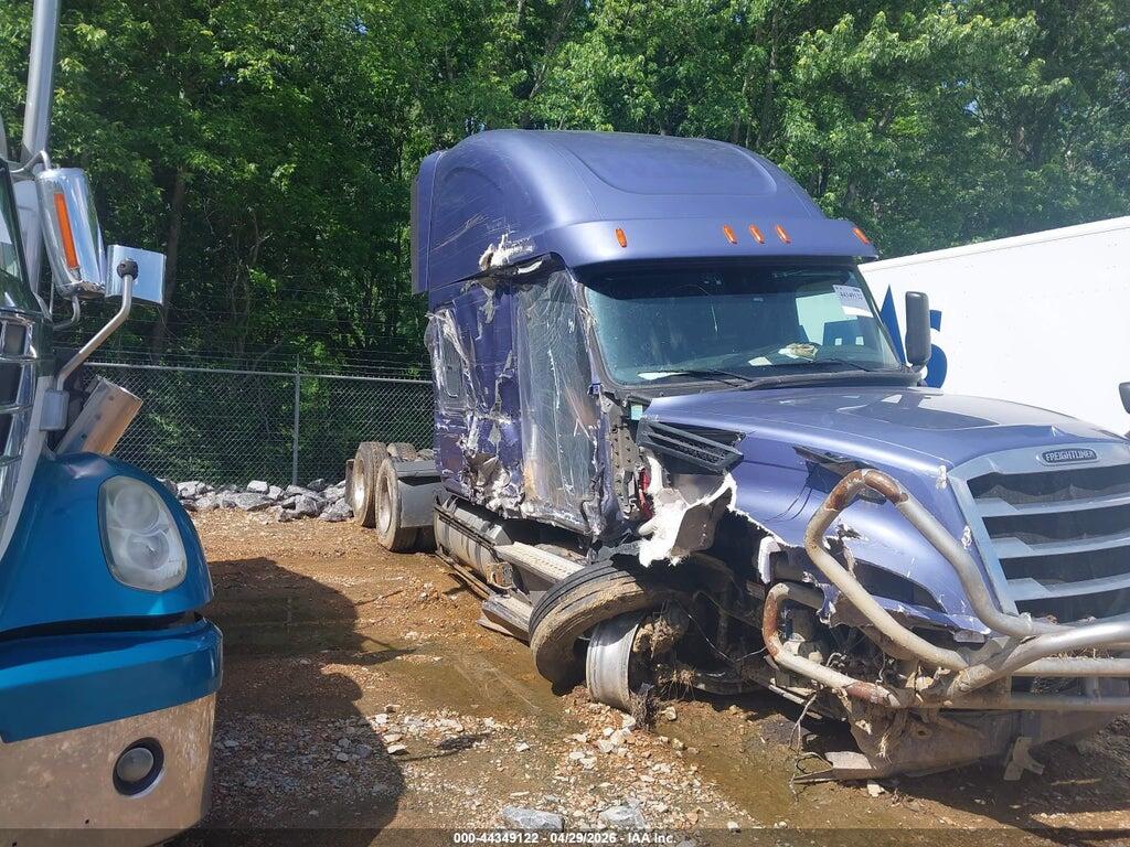 1FUJHHDR2LLLY6212 2020 FREIGHTLINER NEW CASCADIA 126 photo no. 12
