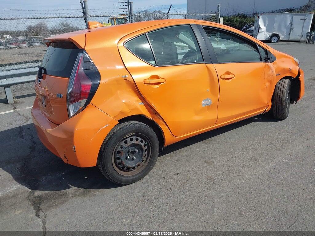 JTDKDTB33F1097994 2015 TOYOTA PRIUS C photo no. 4