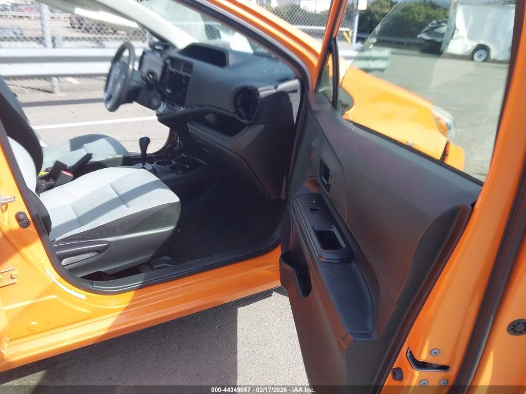 JTDKDTB33F1097994 2015 TOYOTA PRIUS C photo no. 5