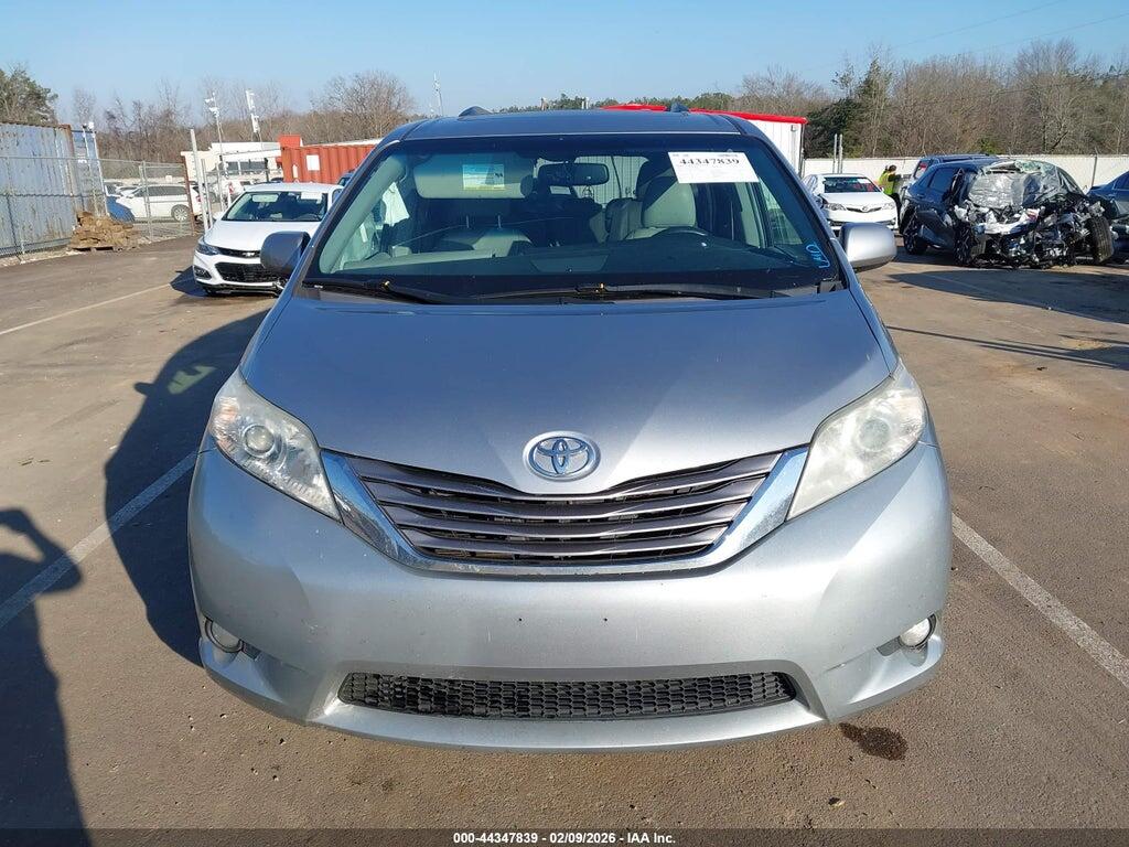 5TDYK3DC4GS746672 2016 TOYOTA SIENNA photo no. 12