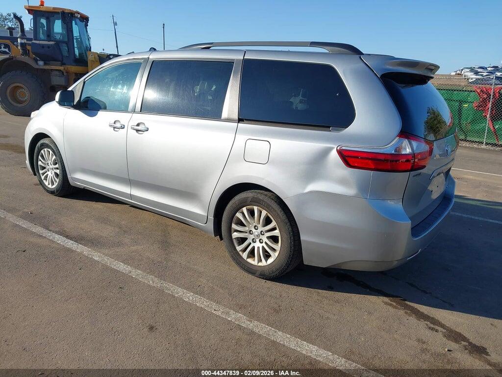 5TDYK3DC4GS746672 2016 TOYOTA SIENNA photo no. 3