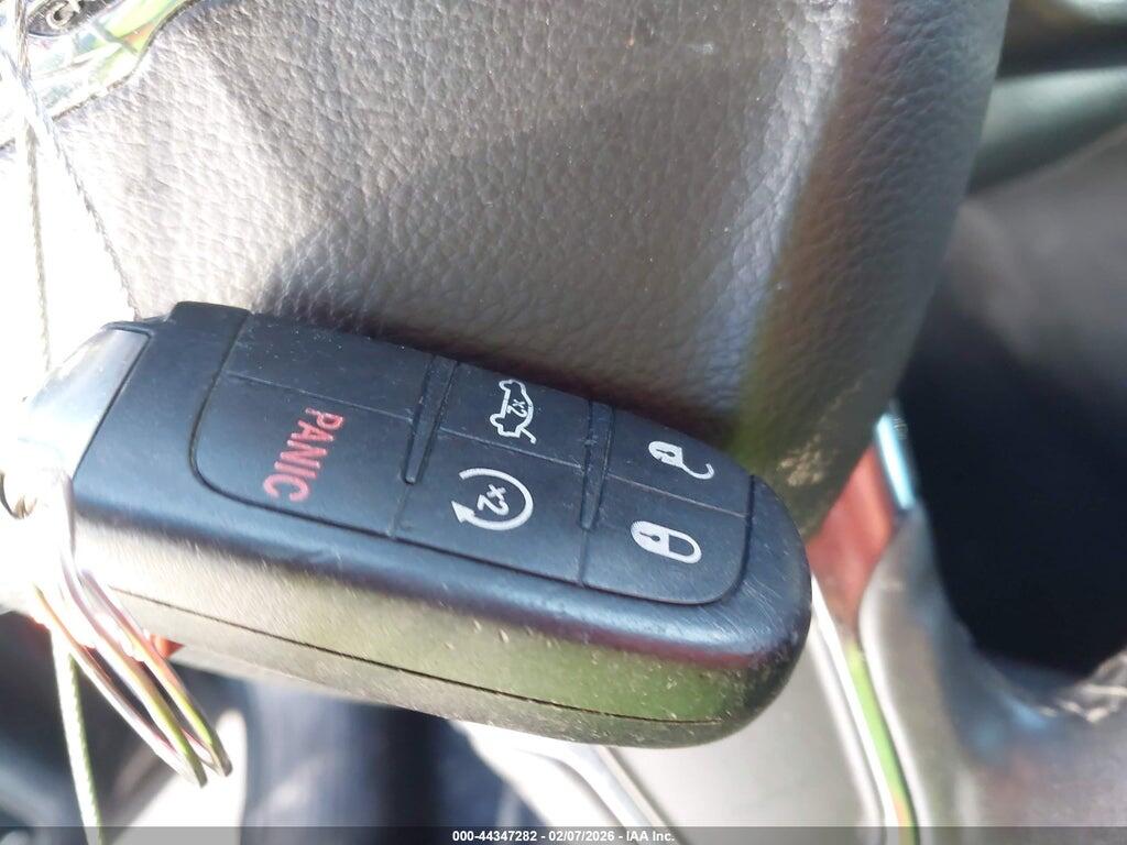 1C3CCCBG7FN642876 2015 CHRYSLER 200 photo no. 11
