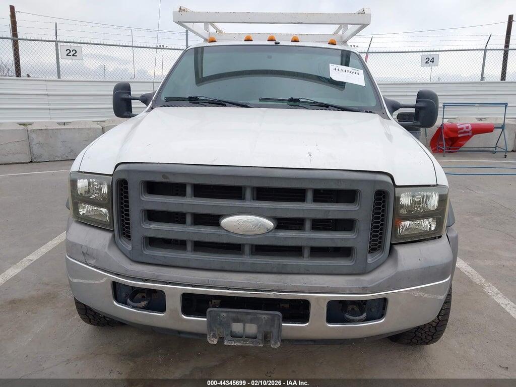 1FDXF46P85EB57970 2005 FORD F-450 photo no. 12